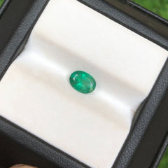 0.85Ct Emerald for sale - Budh Ratna - Zamurd - Pachu Stone, Markat Mani Stone - 9x7mm