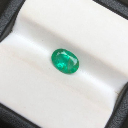 1.10ct Emerald for sale - Budh Ratna - Zamurd - Pachu Stone, Markat Mani Stone - 9x7mm