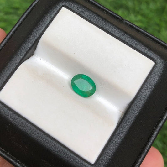 1.10Ct Emerald for sale - Budh Ratna - Zamurd - Pachu Stone, Markat Mani Stone - 9x7mm