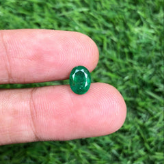 1.30ct Emerald for sale - Budh Ratna - Zamurd - Pachu Stone, Markat Mani Stone - 9x7mm