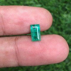 1.00ct Emerald for sale - Budh Ratna - Zamurd - Pachu Stone, Markat Mani Stone - 10x6mm
