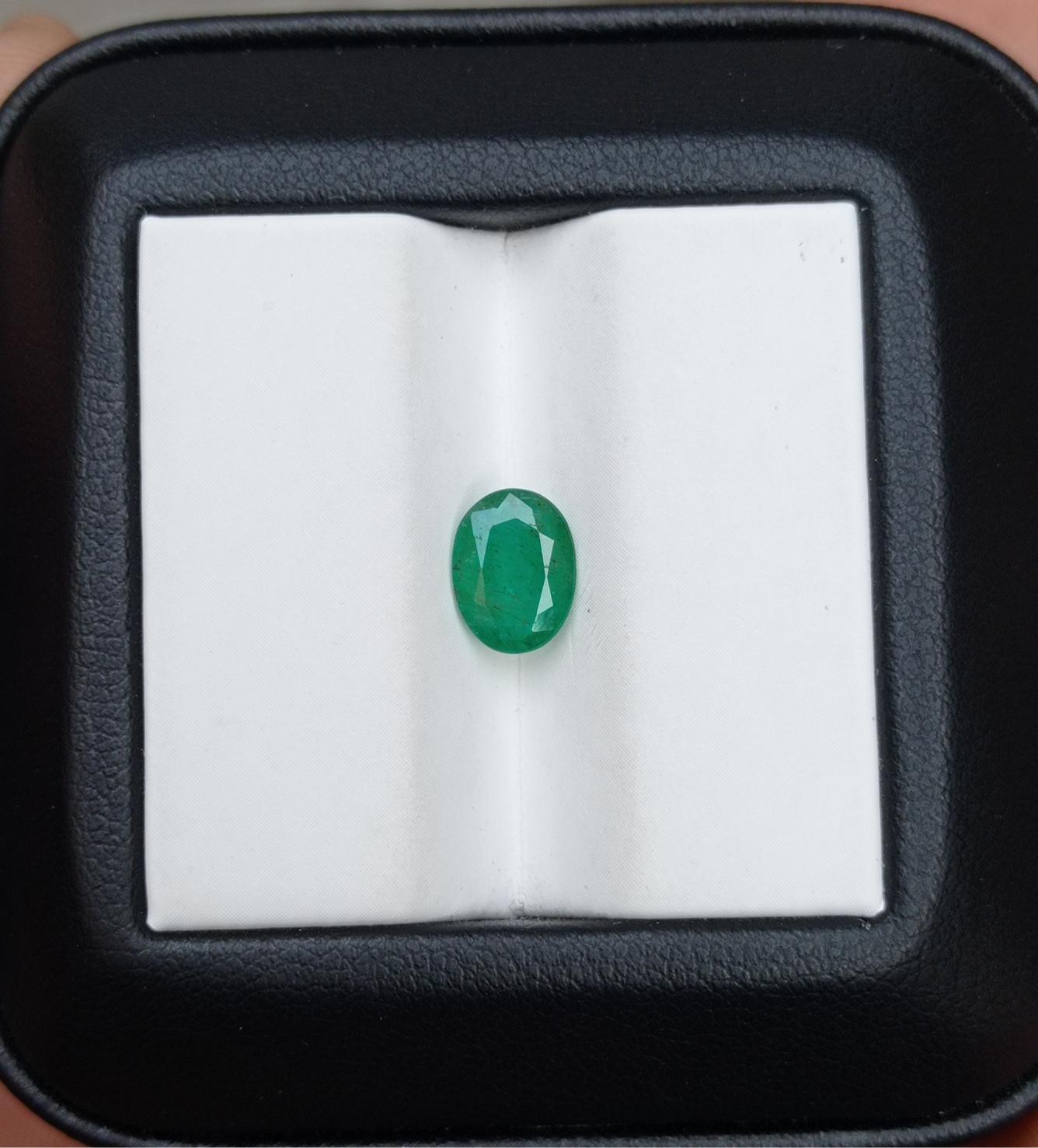 1ct Emerald for sale - Budh Ratna - Zamurd - Pachu Stone, Markat Mani Stone - 8x6x3mm