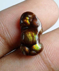 7.7ct Mexican Carved Fire Agate, Dimensions 18x9x5mm