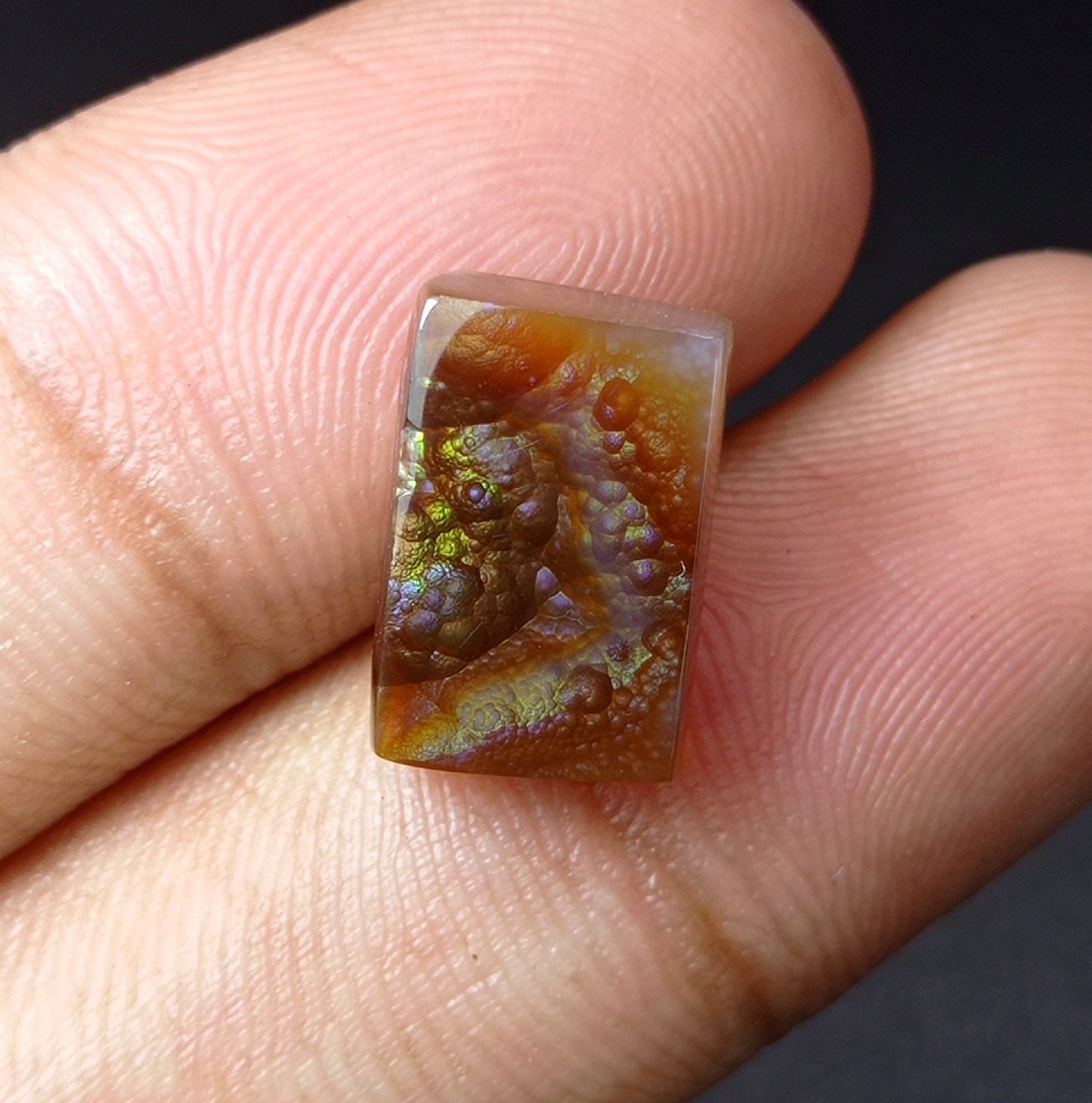 7.35ct Colorful Bubbly Mexican Fire Agate, Rectangular Shape Fire Agate , Perfect gemstone Gift, Rare Gemstone than Diamonds, Dimensions 14x9x4mm