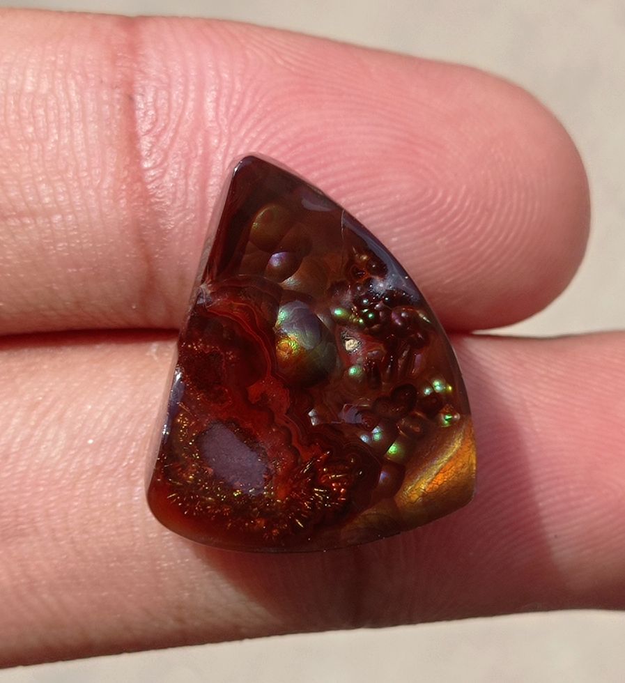 22.75ct Natural Mexican Fire Agate, Rare Fire Agate, Perfect gemstone Gift, Rare Gemstone than Diamonds, Dimensions 22x18x7mm