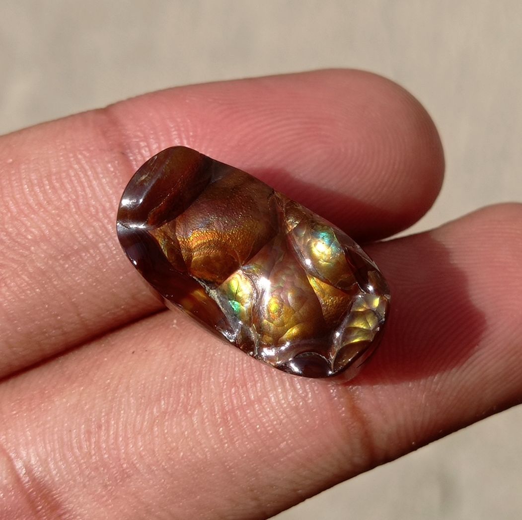 23.35ct Carved Mexican Fire Agate,  Rare Fire Agate, Perfect gemstone Gift, Dimensions 23x12x9mm