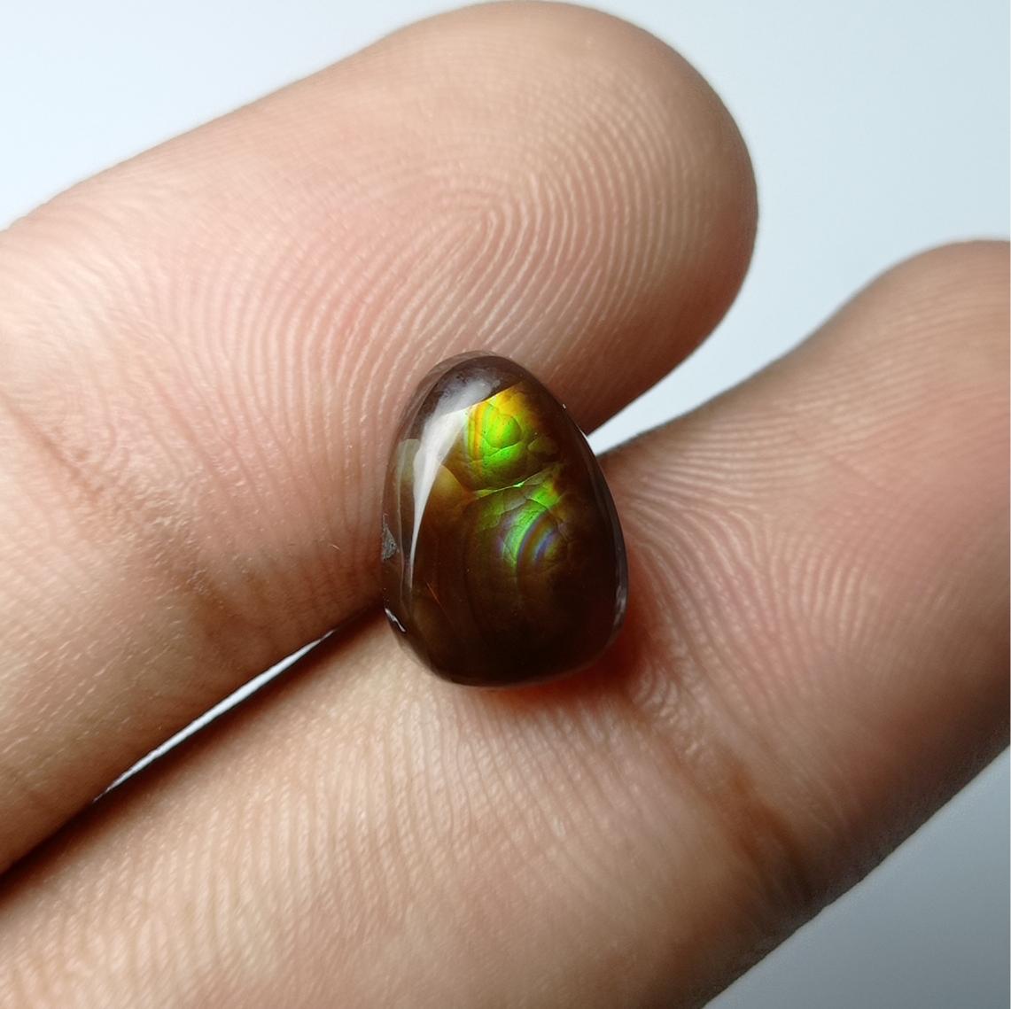 Natural Pear Fire Agate,weight-3.4ct- Dimensions 11x8x4mm