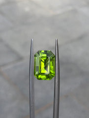 6.5ct Natural Peridot Gemstone- Olivine - Chrysolite Gem - August Birthstone -13x9mm