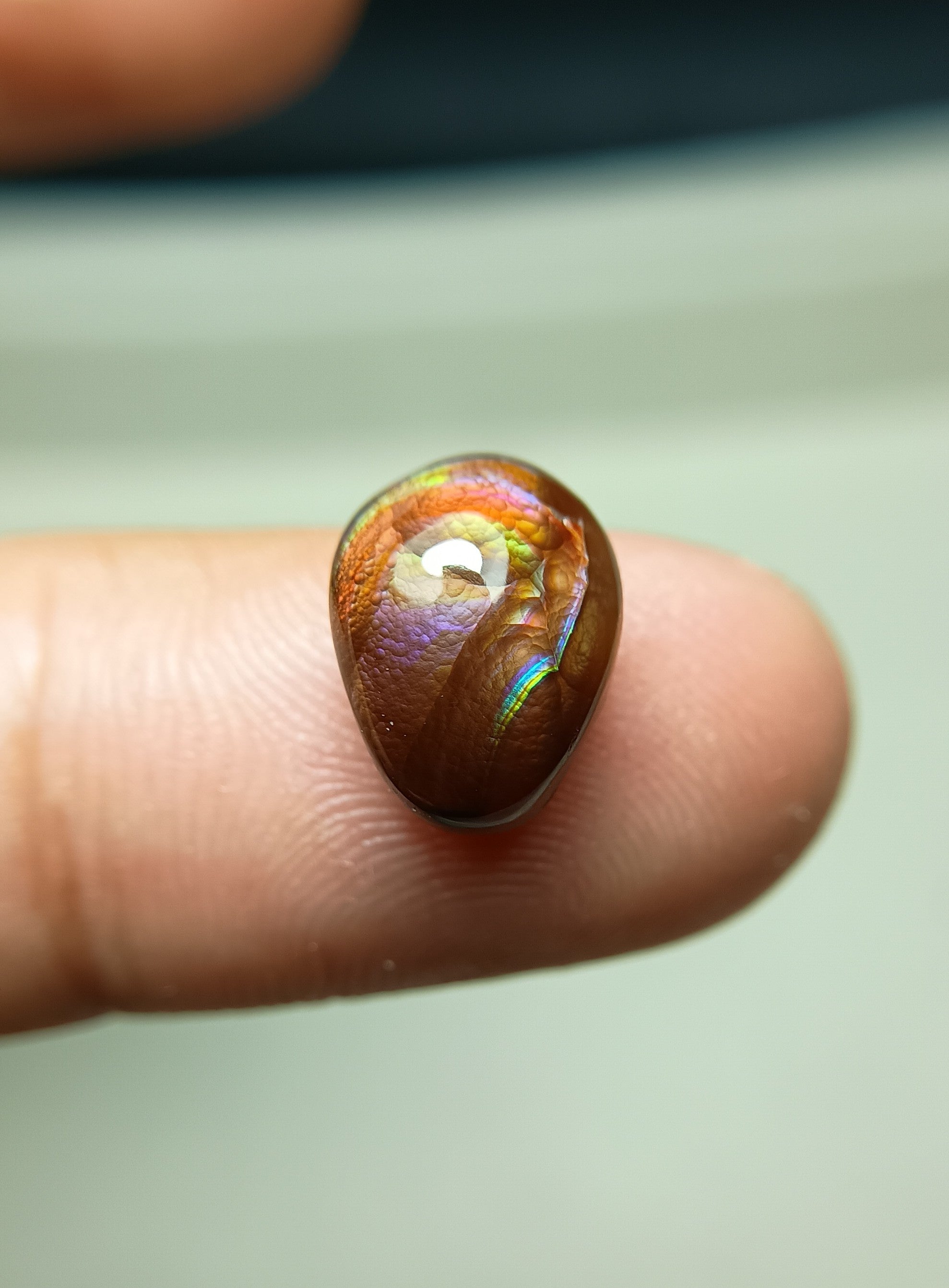 Rainbow Fire Agate Rare Gemstone - Agate De Feugo