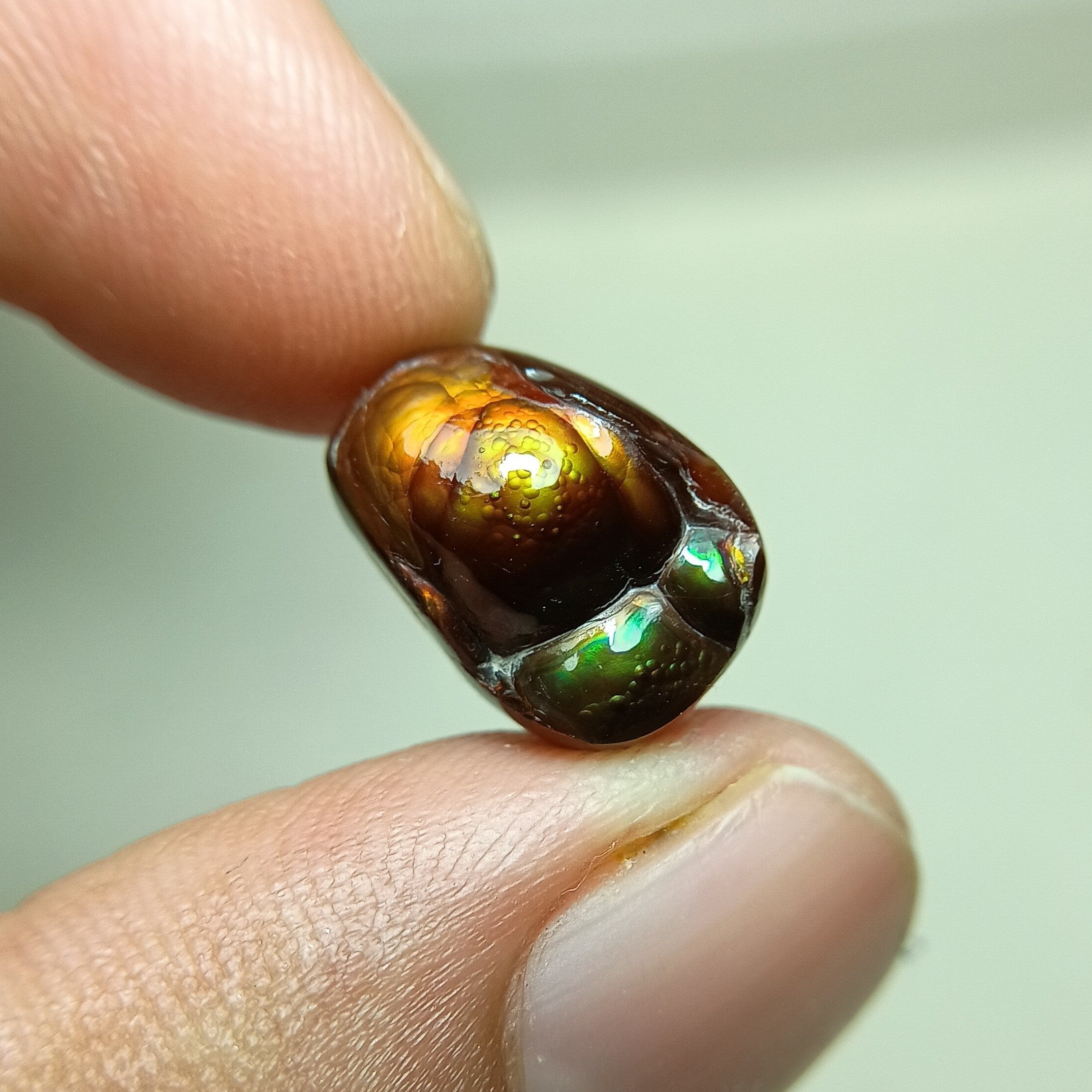 Fire Agate Rare Gemstone - BabyFoot - Agate De Feugo