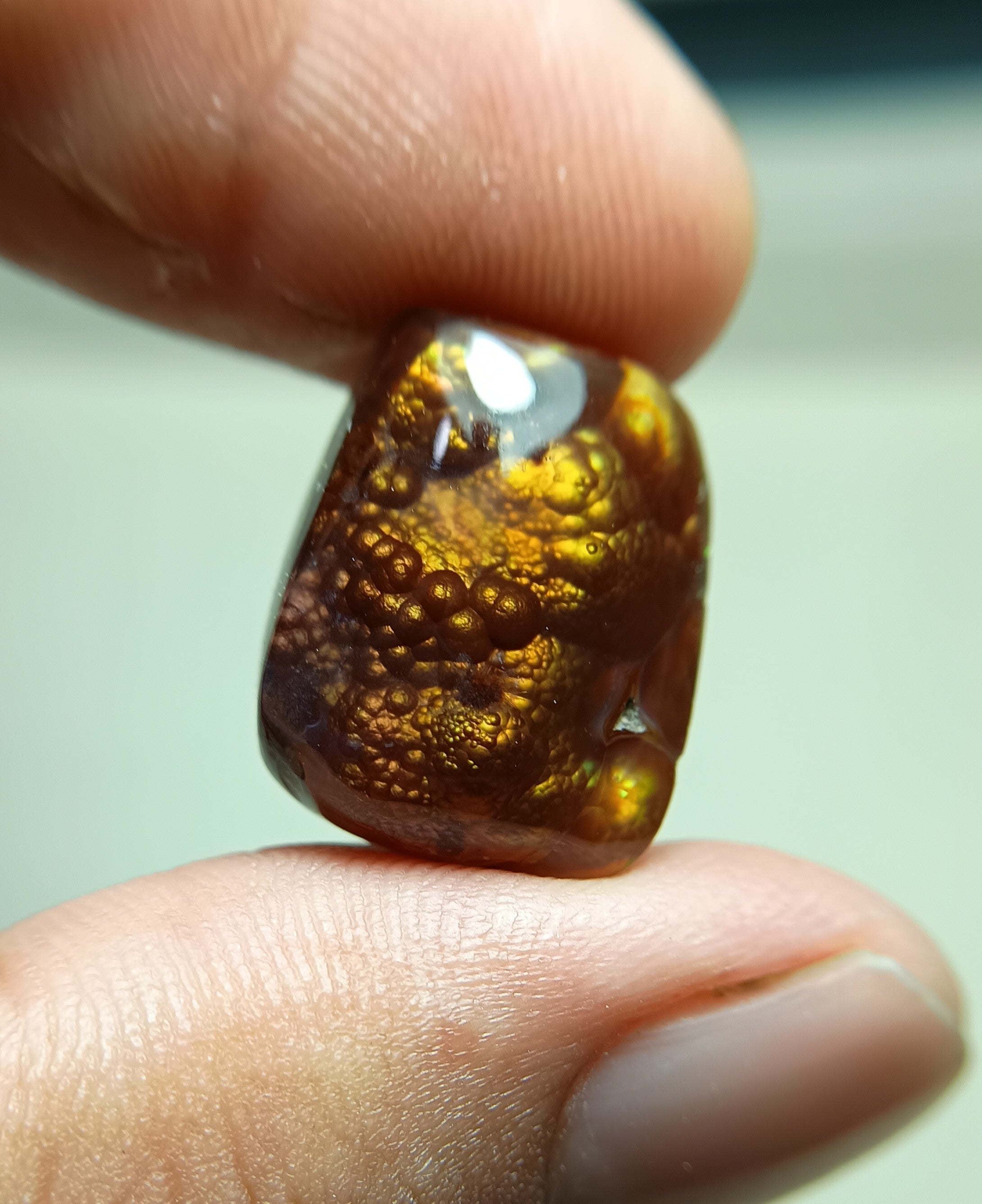 Bubbly Fire Agate Gemstone - Agate De Feugo