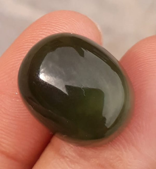 17.3ct اليشم، النفريت اليشم كابوشون، اليشم الأخضر، أحجار اليشم ذات نوعية جيدة - 16x14x9mm