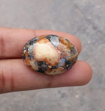 38 克拉碧玉 - 马里加诺碧玉凸圆面 - 碧玉 - 28x21 毫米