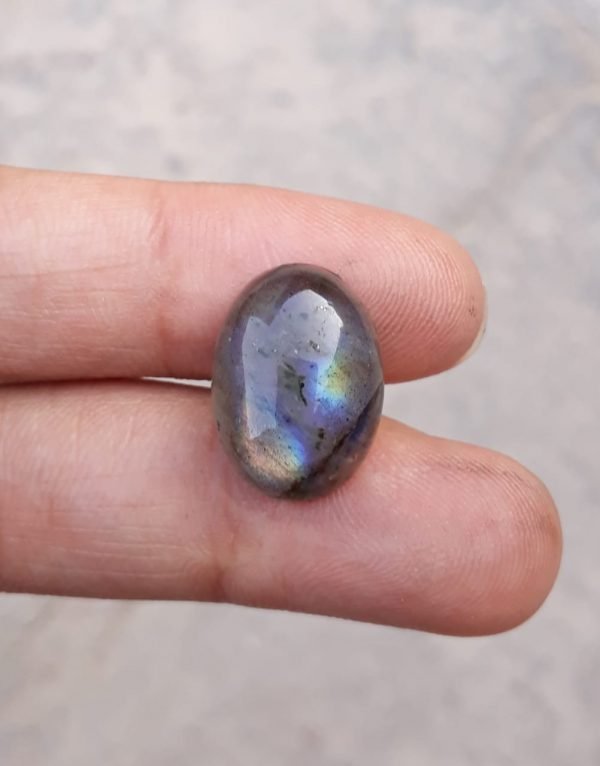 8.5ct Labradorite Cabochon - Spectrolite- Black Moon Stone - 16x12mm