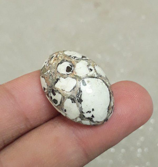 29.9 克拉碧玉 - 白色碧玉凸圆形宝石 - 26x20 毫米