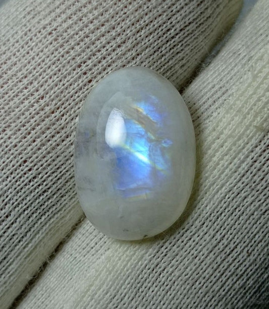 حجر القمر 4.8 قيراط للبيع - حجر القمر Adularia - حجر القمر قوس قزح - حجر بخت شهر يونيو - 15x10x4mm