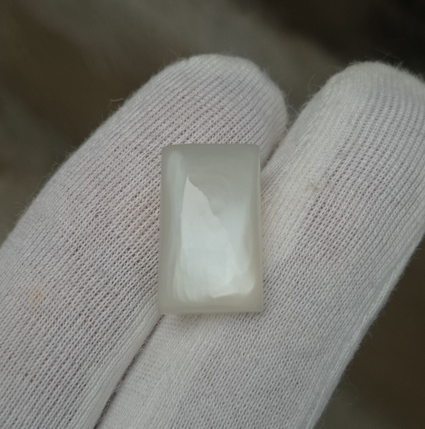 10.9ct Milky Moonstone with White Sheen - Adularia Moonstone - June Birthstone - 17.5x10x6mm
