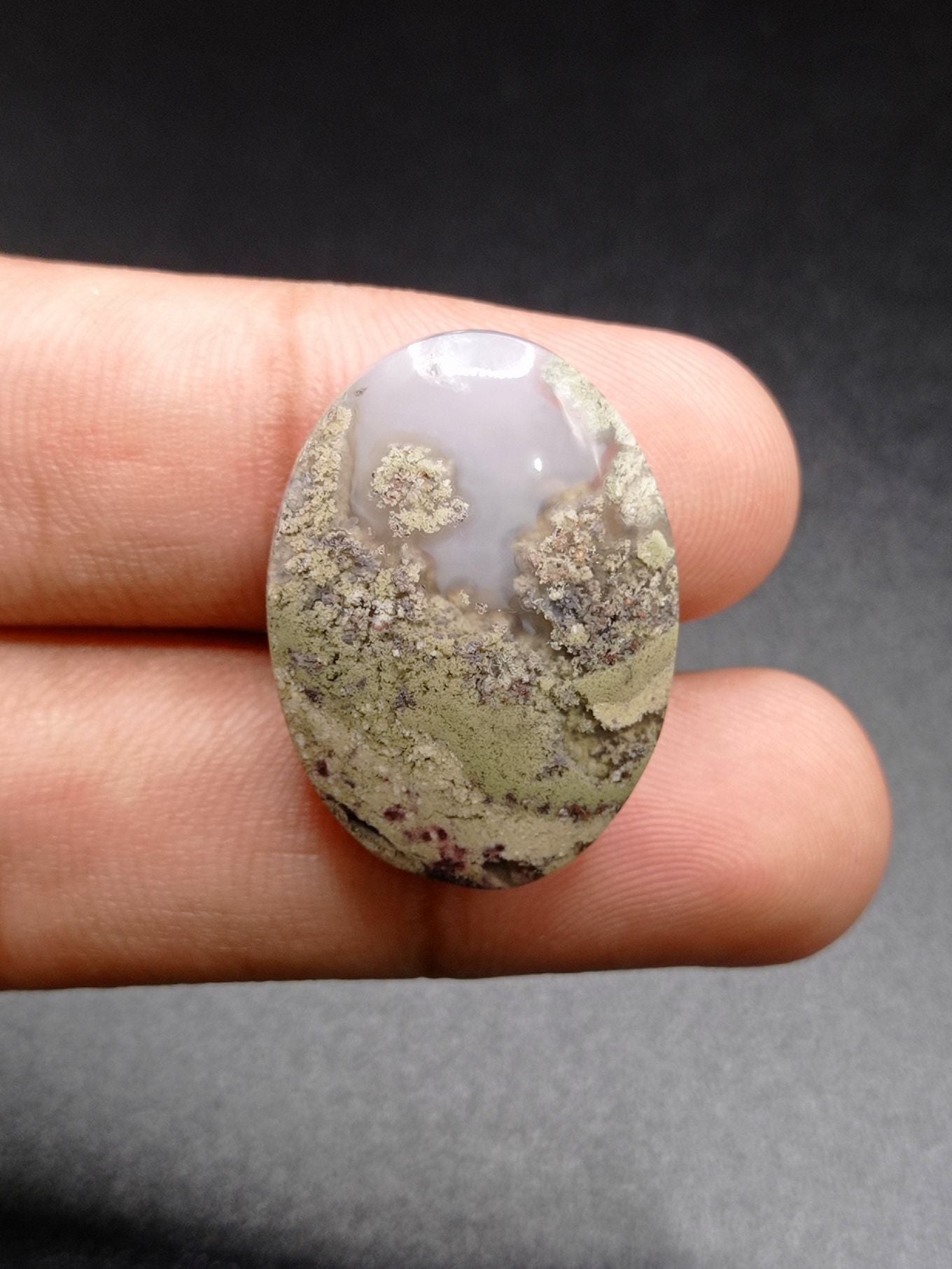 35.3ct Moss Agate - Green Moss Agate - 29x21.2x7.5mm