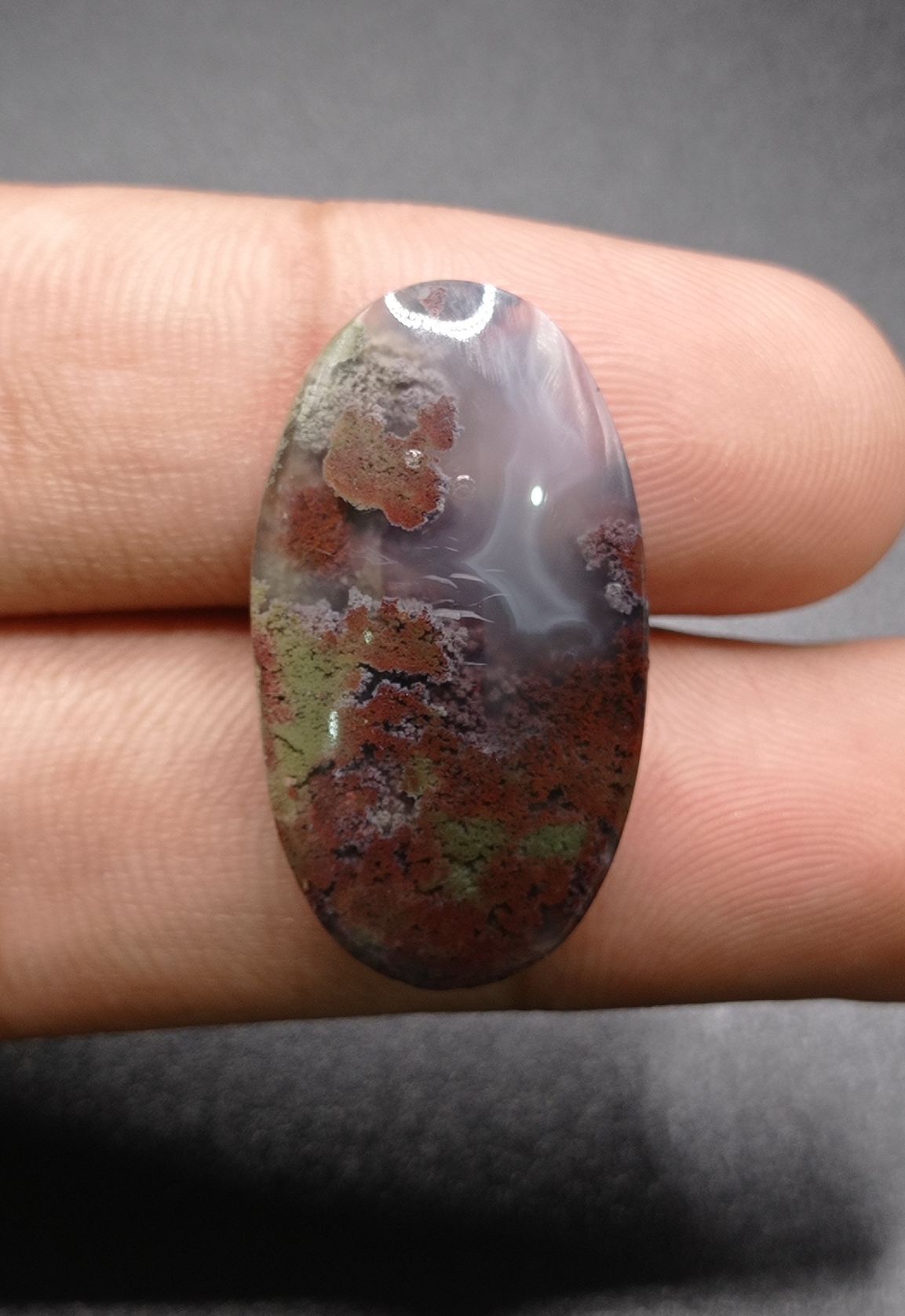 27.8ct Moss Agate - Red Moss Agate - 30x17x7mm