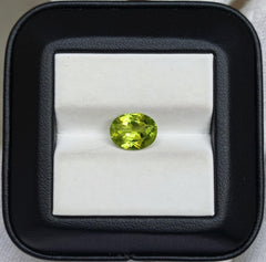 3.10ct Peridot Gemstone- Olivine - Chrysolite Gem - August Birthstone - 10x8x5mm