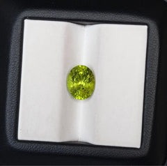 2.9ct Peridot Gemstone- Olivine - Chrysolite Gem - August Birthstone -  12x9mm