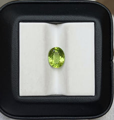 2.75ct Peridot Gemstone- Olivine - Chrysolite Gem - August Birthstone - 9.6x7.5x4.6mm