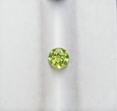 0.95ct Peridot Gemstone- Olivine - Chrysolite Gem - August Birthstone - 6x6x3.7mm