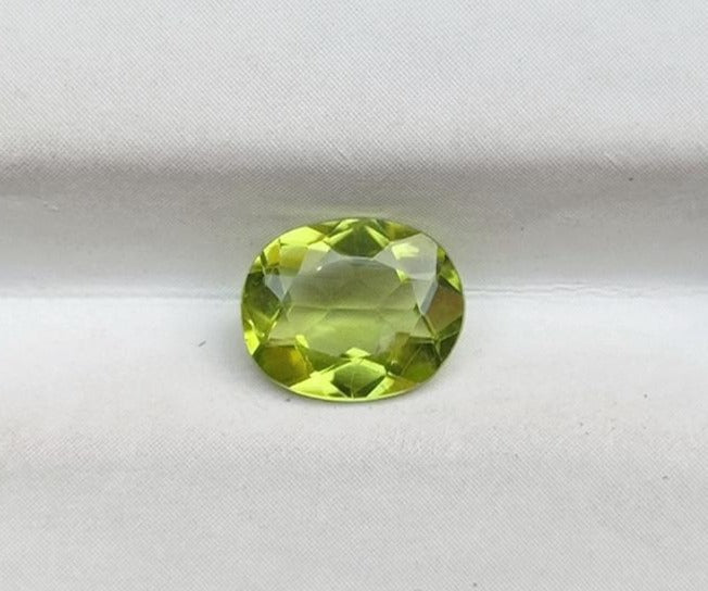 1.35ct Peridot Gemstone- Olivine - Chrysolite Gem - August Birthstone - 8x6.4x3mm