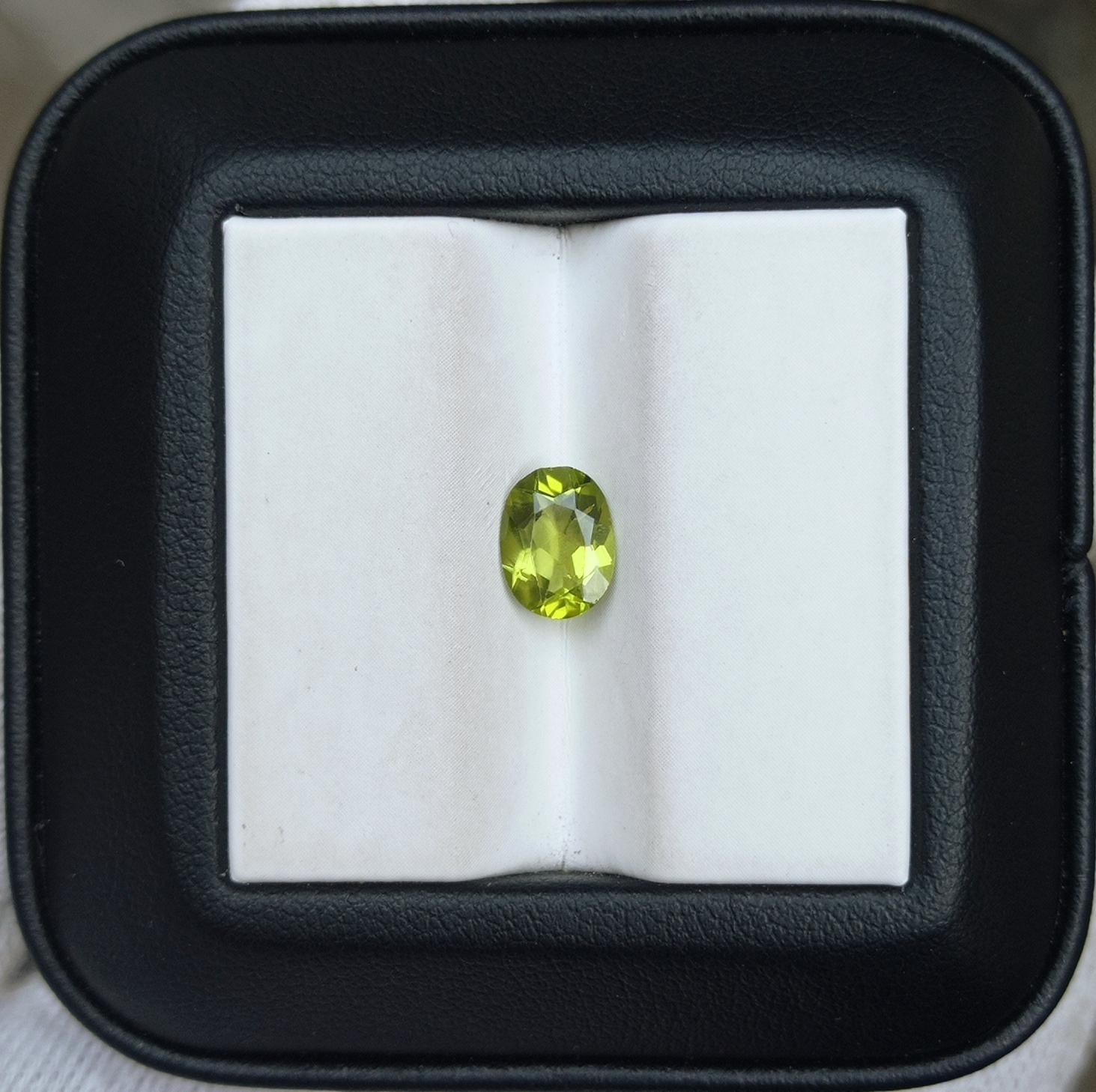 1.25ct Peridot Gemstone- Olivine - Chrysolite Gem - August Birthstone - 8x6x3.3mm