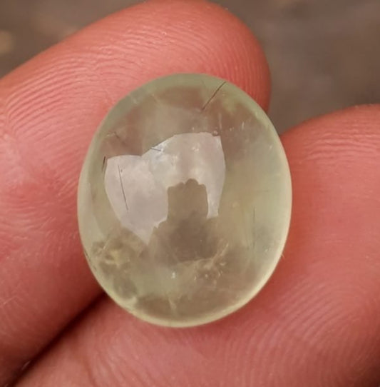 17.4ct Prehnite Cabochon - also called Grape Jade, Green Moonstone - 16x13mm