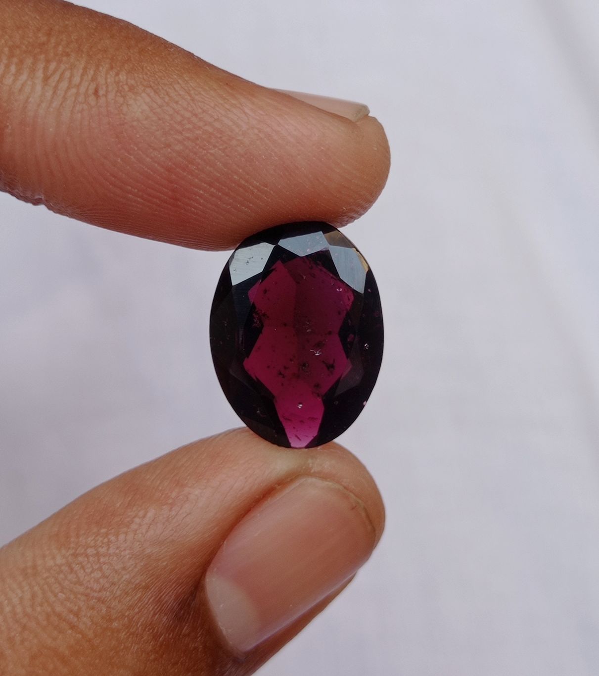 10.8ct Rhodolite Garnet - Natural Faceted Rhodolite Garnet - Symbolizing Love, Strength, and Inspiration - 17x13x5mm
