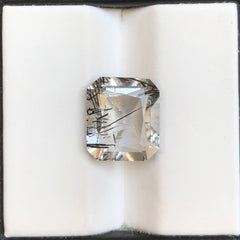 7.3 قيراط من الكوارتز التورماليني الأسود - كوارتز روتيل أسود