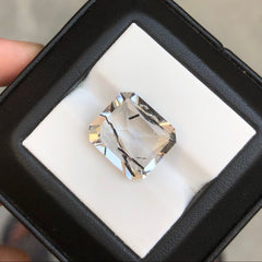 7.3 قيراط من الكوارتز التورماليني الأسود - كوارتز روتيل أسود