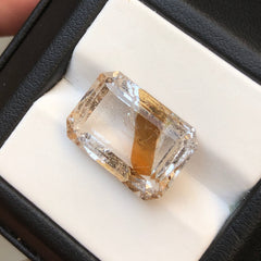 7.3 قيراط من الكوارتز التورماليني الأسود - كوارتز روتيل أسود