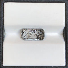 7.3 قيراط من الكوارتز التورماليني الأسود - كوارتز روتيل أسود