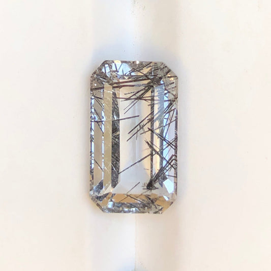 7.3 قيراط من الكوارتز التورماليني الأسود - كوارتز روتيل أسود