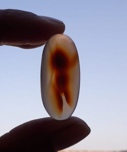 37ct 碧玉 - 风景碧玉凸圆形宝石 - 26x17mm