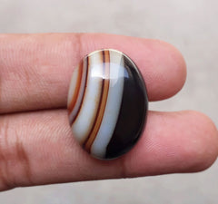 37.8ct Banded Agate - Sulaimani Aqeeq - 27x19x9mm