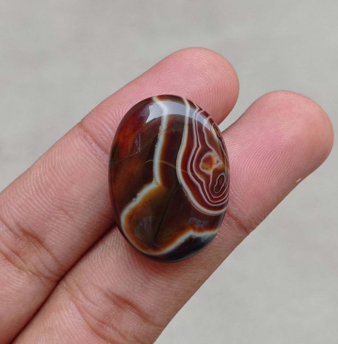 Unique Bands in Agate - Sulaimani Aqeeq - 30x22x8mm