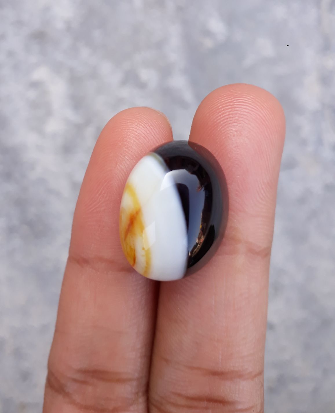 21.3ct Abstract Agate Cabochon with Classie Tri-Color - Sulaimani Aqeeq - 19x15mm