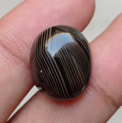 20.6ct Abstract Line in Agate - Sulaimani Aqeeq - 19x16mm