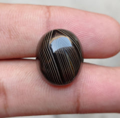 20.6ct Abstract Line in Agate - Sulaimani Aqeeq - 19x16mm