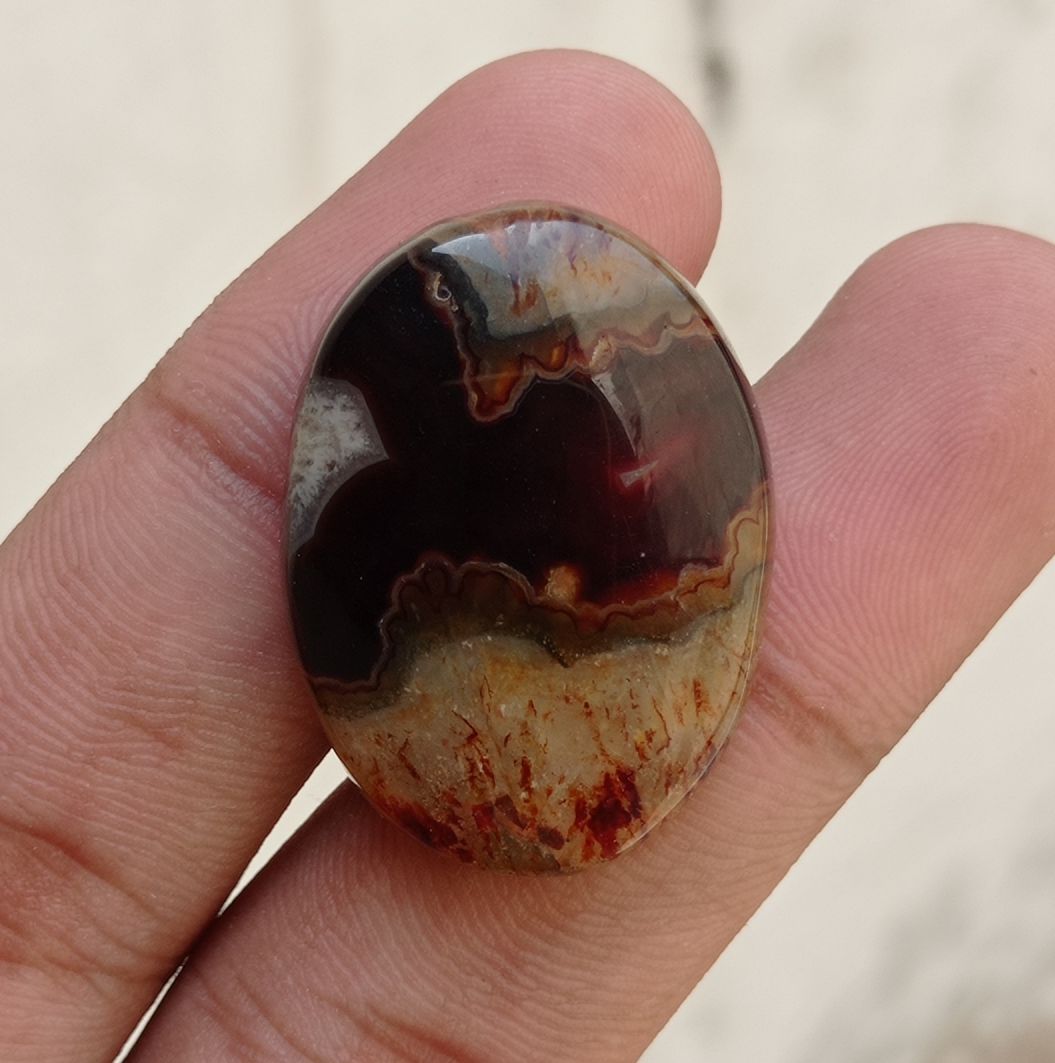 51.4ct Abstract Agate - Sulaimani Aqeeq - 32x24mm