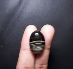 20.9ct Abstract Line in Agate Cabochon- Sulaimani Aqeeq - 21x14mm