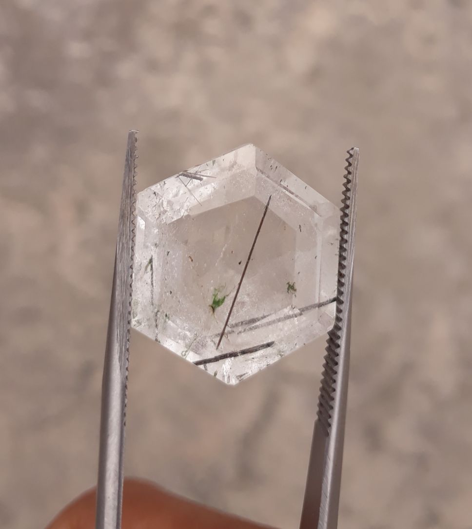 16.50ct Black Tourmalated Quartz - Black Rutile Quartz - Rutilated Quartz