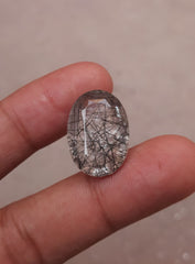 18.30ct Black Tourmalated Quartz - Black Rutile Quartz - Rutilated Quartz