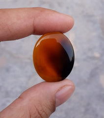 26 قيراط من حجر العقيق الطبيعي ثنائي اللون - عقيق أسود برتقالي - 27 × 22 ملم