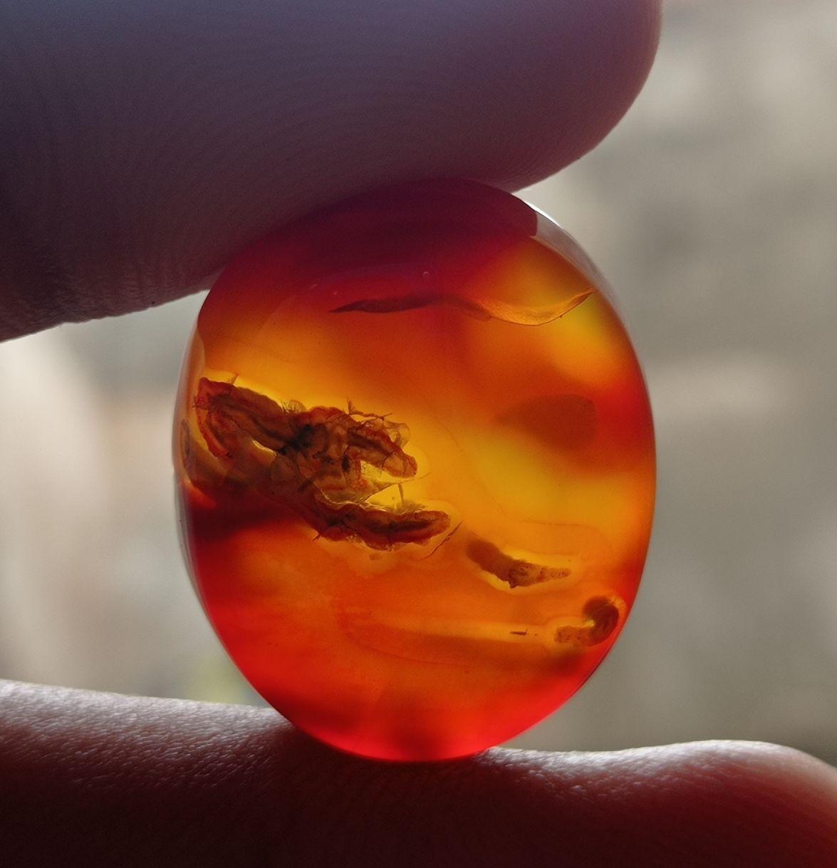 Red Agate Cabochon - Sulaimani Aqeeq - 26x21x9mm