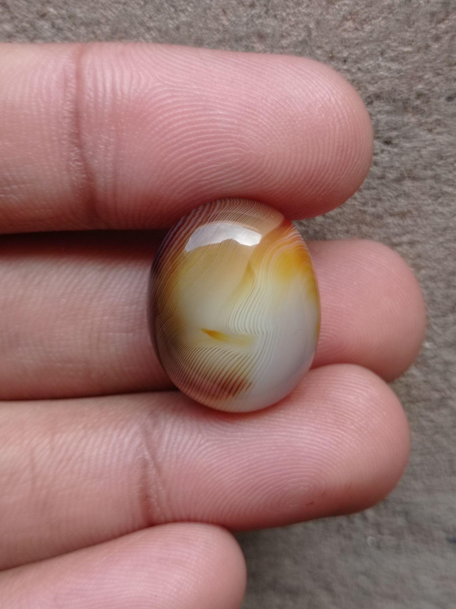 27ct Banded Agate Cabochon -Sulaimani Aqeeq - 23x18mm