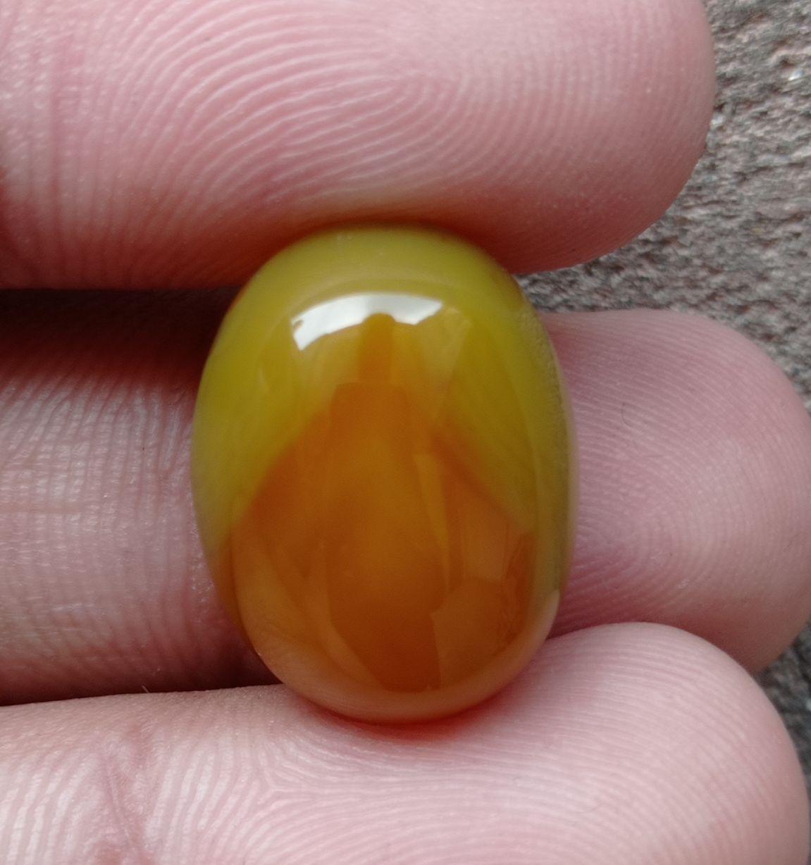 22ct Bi-Color Agate Cabochon - Sulaimani Aqeeq - 20x15mm